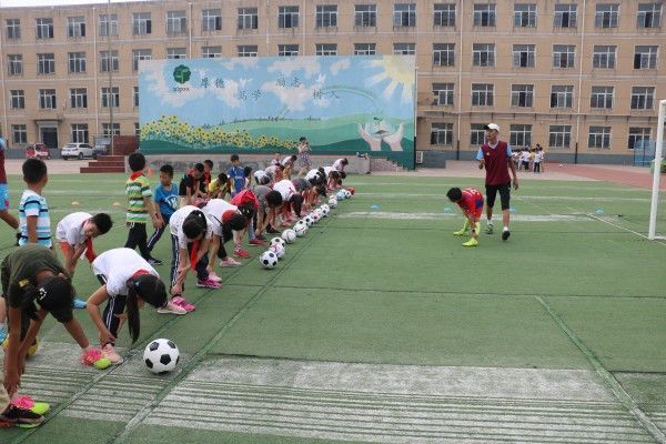Featured football education takes root in Shijiazhuang Shilipu Primary School
