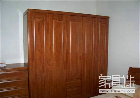 Rubber wood furniture.jpg