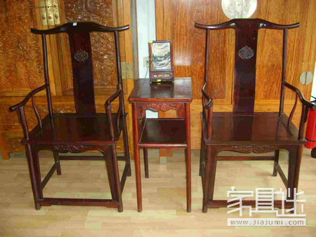 Red rosewood furniture.jpg