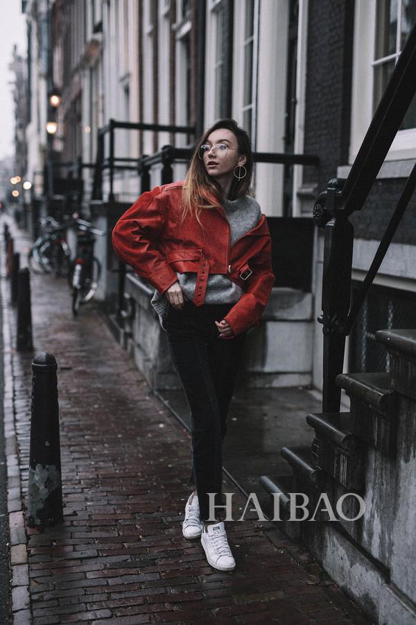 German fashion blogger Beatrice Gutu