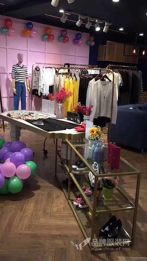 Satay Heilongjiang Province Teli Store opened Daji The latest women's clothing is waiting for you to buy