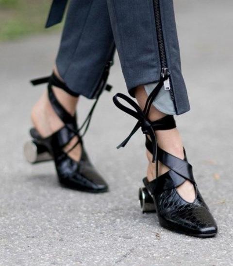 You have to buy these shoes to be fashionable this fall.