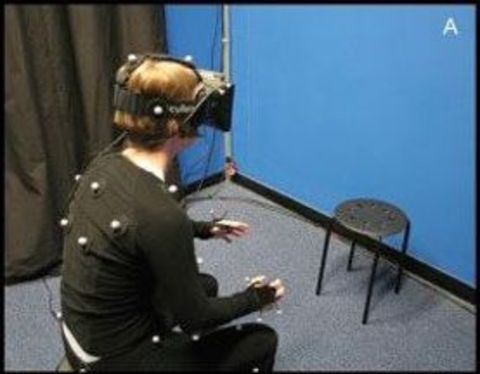 It is understood that the medical department first used VR technology to treat social phobia. In a social scenario designed for the patient, by observing the patient's response, the psychologist in the background can choose to increase or decrease the treatment level instantly.