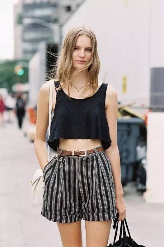 In addition to wearing denim shorts in the summer, in fact, you have these options