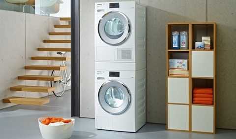 Washing machine and dryer to solve the problem of washing and drying clothes