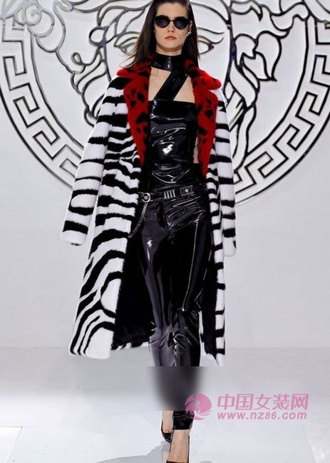 2013 Winter Fashion Items: Patent leather fashion (Figure 1) 2013冬壿µè¡Œå•å“:漆皮时装进行时 (图1)