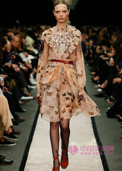 2014 autumn and winter the most popular elegant dress (Figure 1) 2014秋冬最æµè¡Œé£˜é€¸æ„Ÿè¿žè¡£è£™(图1)