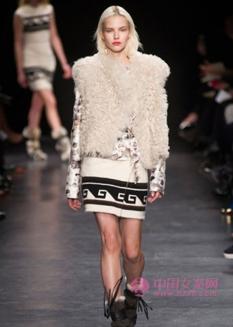 2014 autumn and winter fabric trends: hairy wool velvet (Figure 4) 2014ç§‹å†¬é¢æ–™è¶‹åŠ¿ï¼šæ¯›èŒ¸èŒ¸ç¾Šæ¯›ç»’(图4)