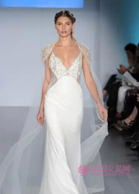 2015 Wedding Trends: Fantasy Lace (Figure 5) 2015年婚纱æµè¡Œè¶‹åŠ¿ï¼šæ¢¦å¹»è•¾ä¸(图5)
