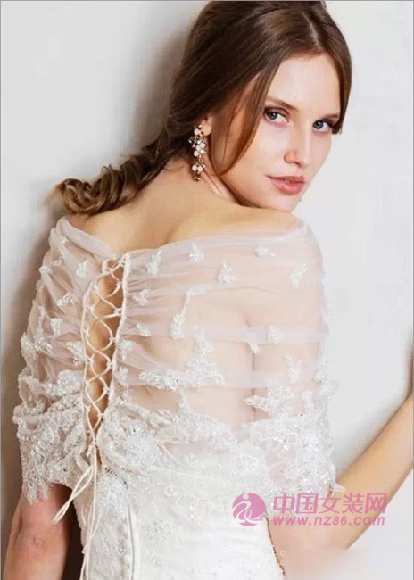 2015 Wedding Trends: Fantasy Lace (Figure 1) 2015年婚纱æµè¡Œè¶‹åŠ¿ï¼šæ¢¦å¹»è•¾ä¸(图1)