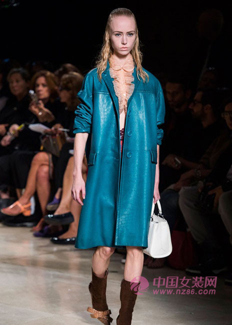 2015 spring and summer fashion trends: beautiful leather (Figure 1) 2015æ˜¥å¤æµè¡Œè¶‹åŠ¿ï¼šçš®é©ç»šä¸½(图1)