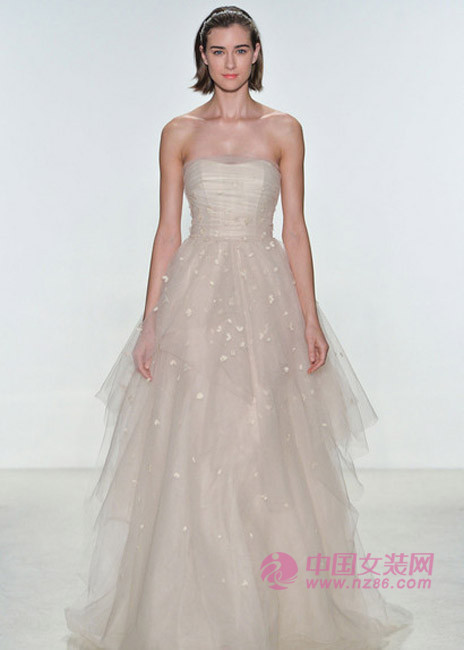 2015 spring and summer wedding trends: Greek fairy wind (Figure 2) 2015春å¤å©šçº±è¶‹åŠ¿ï¼šå¸Œè…Šä»™å¥³é£Ž(图2)