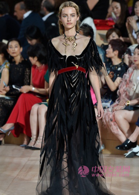 2015 autumn and winter color trends: witch black (Figure 1) 2015秋冬色彩趋势:巫女黑色(图1)