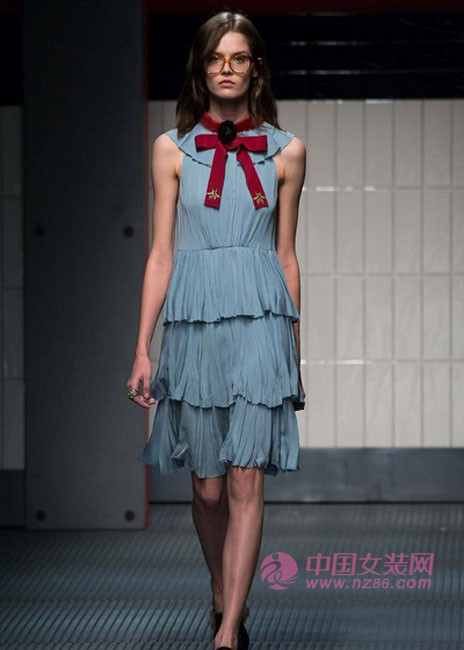 2015 autumn and winter women's trends 70 years style (Figure 2) 2015秋冬女装趋势 70年代风情(图2)
