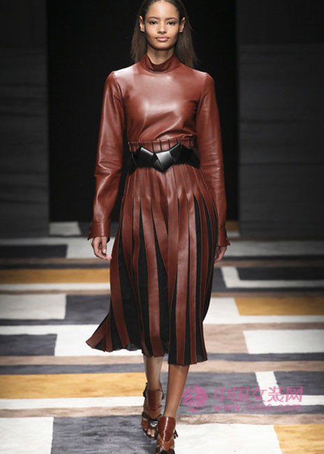 2015 autumn and winter fashion trends: gentle texture (Figure 2) 2015秋冬æµè¡Œè¶‹åŠ¿ï¼šæ¸©æŸ”è´¨æ„Ÿ(图2)