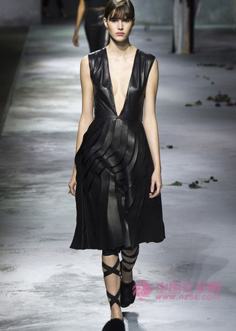 2015 autumn and winter fashion trends: gentle texture (Figure 5) 2015秋冬æµè¡Œè¶‹åŠ¿ï¼šæ¸©æŸ”è´¨æ„Ÿ(图5)