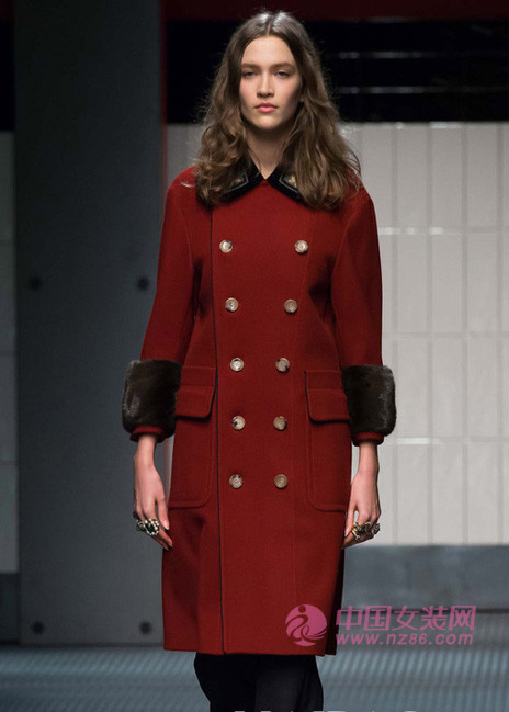 2015 autumn and winter women's popular elements: military uniformism (Figure 1) 2015秋冬女装æµè¡Œå…ƒç´ :军装主义(图1)