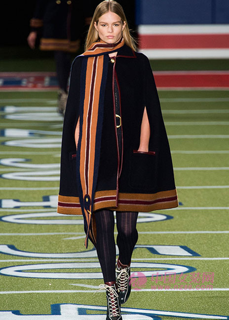 2015 autumn and winter women's fashion trend hallucination cloak (Figure 3) 2015秋冬女装æµè¡Œè¶‹åŠ¿ 幻觉披风(图3)