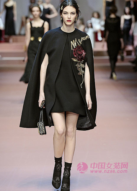 2015 autumn and winter women's fashion trend illusion cloak (Figure 4) 2015秋冬女装æµè¡Œè¶‹åŠ¿ 幻觉披风(图4)