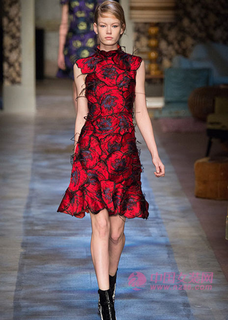 2015 autumn and winter women's fashion color: fashion Chinese red (Figure 4) 2015秋冬女装æµè¡Œè‰²ï¼šæ—¶å°šä¸å›½çº¢(图4)