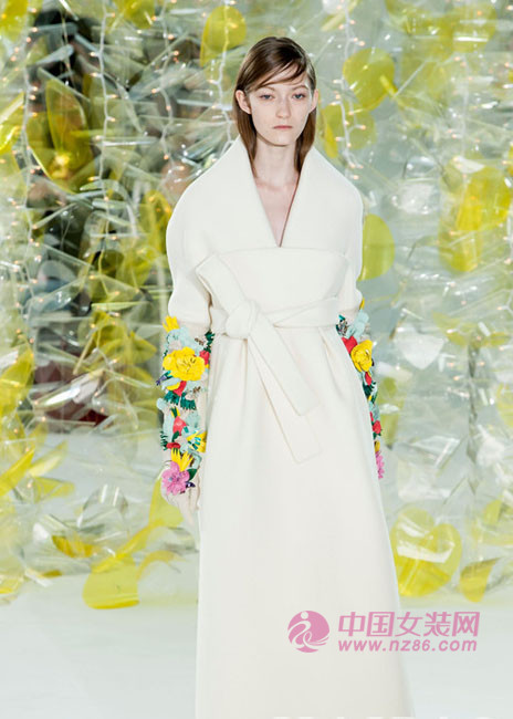 Fall Winter 2016 New York Fashion Week Trends Romanticism (Figure 4) 2016秋冬纽约时装周趋势 浪漫主义(图4)