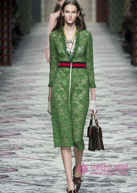 2016 spring and summer women's fashion trends: perspective elements (Figure 3) 2016春å¤å¥³è£…æµè¡Œè¶‹åŠ¿ï¼šé€è§†å…ƒç´ (图3)