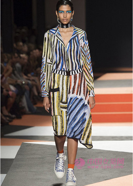 2016 Spring/Summer Trend: Color Stripes (II) (Figure 1) 2016春å¤è¶‹åŠ¿ï¼šå½©è‰²æ¡çº¹ï¼ˆäºŒï¼‰(图1)