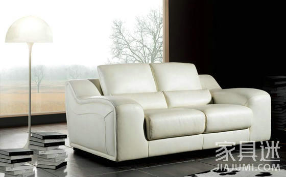 Leather sofa is difficult to maintain