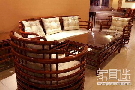 New Chinese sofa.Jpg