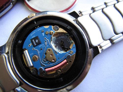 Collection quartz watch should pay attention to several issues