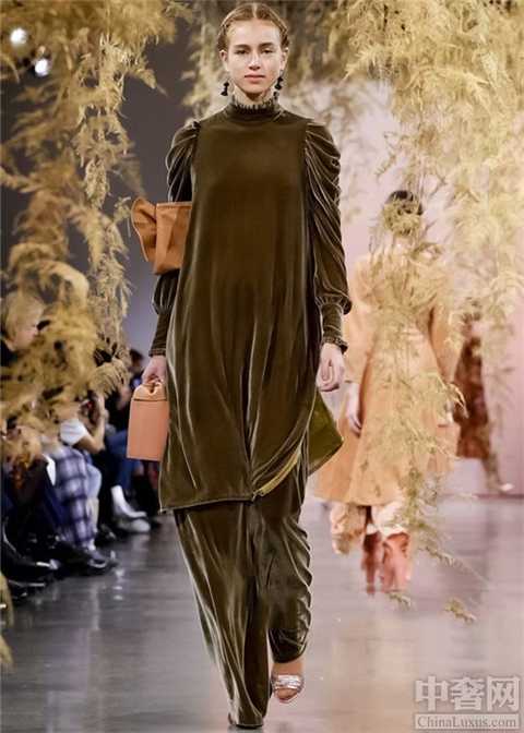 Ulla Johnson 2018 autumn and winter women's national wind strong passion