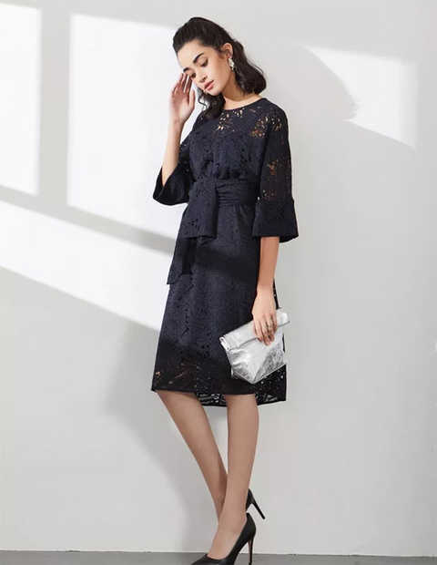 On the east, fashion laces decorate the most elegant and feminine