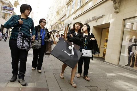 Why is there no luxury brand in China?