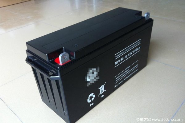 Which of the three advantages and disadvantages of a good lead-acid battery