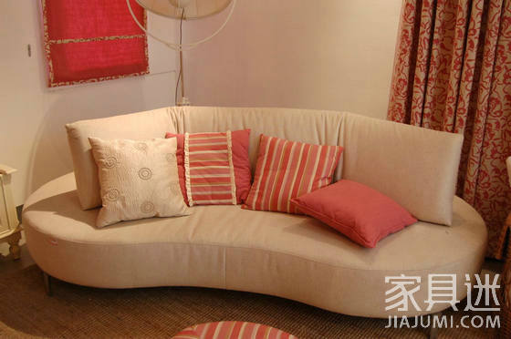 Cloth sofa is warm and friendly