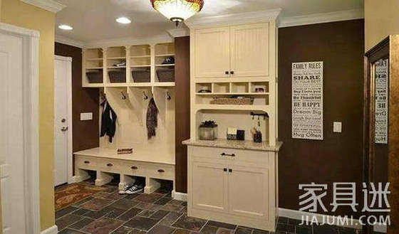 The minimalist Chinese shoe cabinet