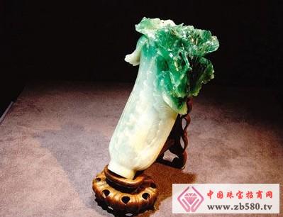 The difference between Hetian jade and jade