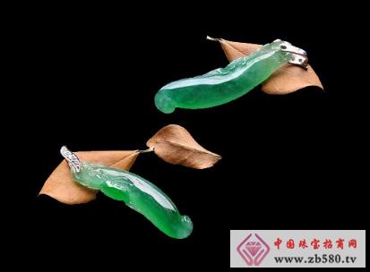 Jade jewelry color