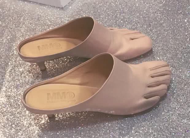 Recently, "toe shoes" have been fired! Fashion big brands don't dare to wear! Straight man: Put your gloves on your feet?