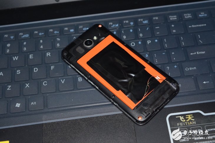 DIY tutorial Xiaomi 2 transformed into a mobile wireless charging device