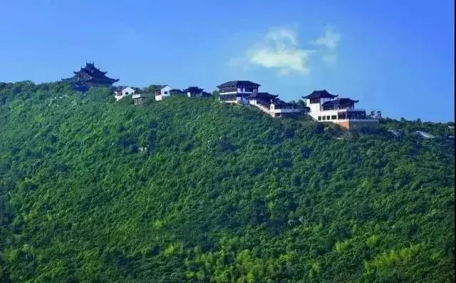 The project of the Lushan Forest Fire Prevention Monitoring and Early Warning System, which Yingka participated in, has been completed and fully operational.