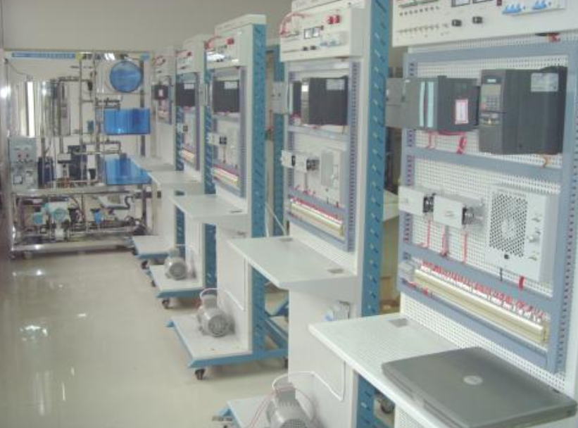Overview of SCADA/DCS and PLC