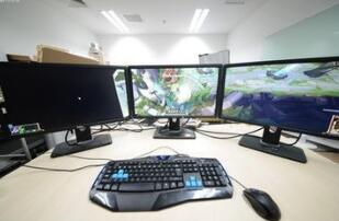 How much is a set of triple screens? What equipment is needed for a set of triple screens (computer)