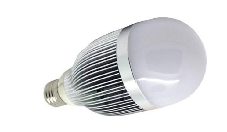 How many watts of study led lamp suitable for _led lamp life is how many years