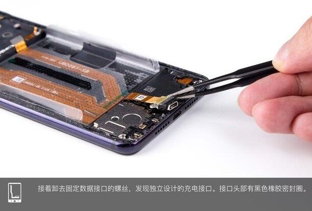 The OPPO R15 just released disassembles the machine (OPPOR15 disassemble picture details)