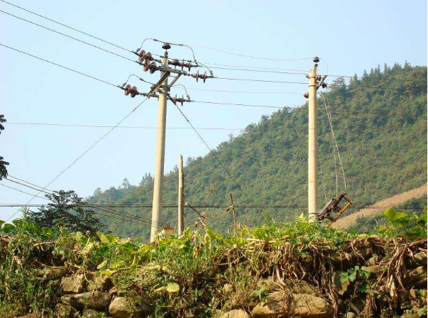 Xinjiang helps to get rid of poverty and accelerate the transformation and upgrading of rural power grids