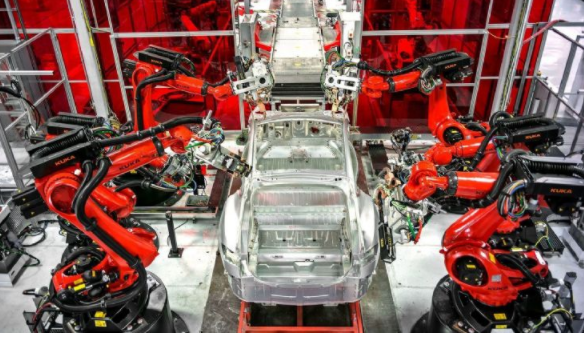 Looking at the unmanned factory from Tesla and BMW, even the mistakes that Musk admits