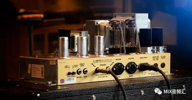 A detailed overview of power introduction and power amplifiers in electric guitars