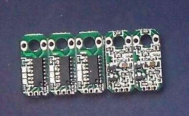 What is the voltage of the servo control board? Instructions for using the servo control board