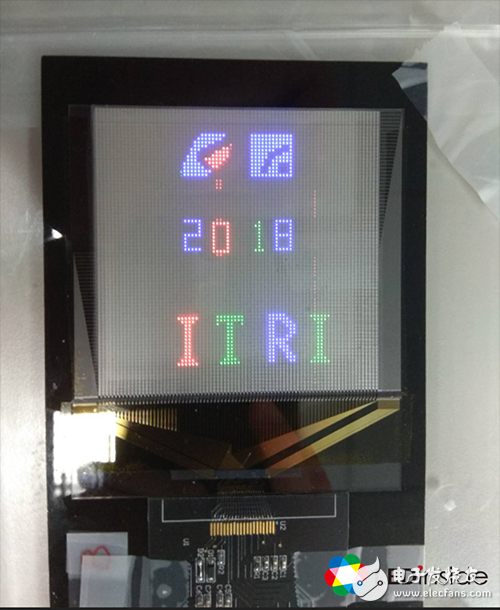 Taiwan Institute of Technology demonstrated the world's first Micro LED display module that directly transfers Micro LED chips to PCB substrates.